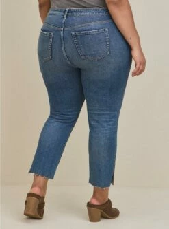 Straight Classic Denim High-Rise Studded Jean -Clothing Shop 18826920 05262 av3