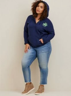 Universal Monsters Classic Fit Cozy Fleece Button Front Hoodie 7 Universal Monsters Classic Fit Cozy Fleece Button Front Hoodie -Clothing Shop 19292668 01892 av2