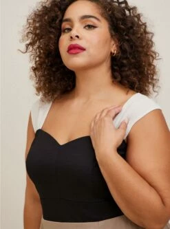 Disney Sleeping Beauty Swing Stretch Poplin Midi Dress -Clothing Shop 19465799 00684 av3