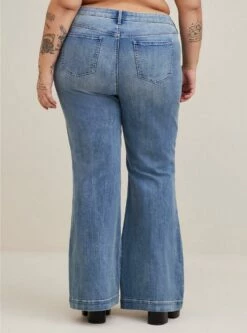 Sky High Flare Vintage Stretch High-Rise Jean (Short) -Clothing Shop 19567861 02144 av2