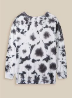 Aggretsuko Cozy Fleece Sweatshirt 6 Aggretsuko Cozy Fleece Sweatshirt -Clothing Shop 40045010 08247 av2