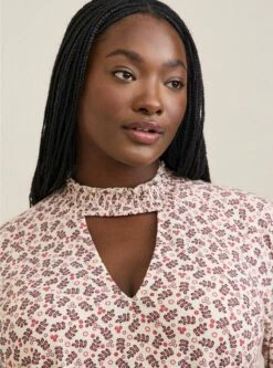 Textured Jersey Choker Neck Smocked Bottom Top -Clothing Shop 40060056 00115 av3